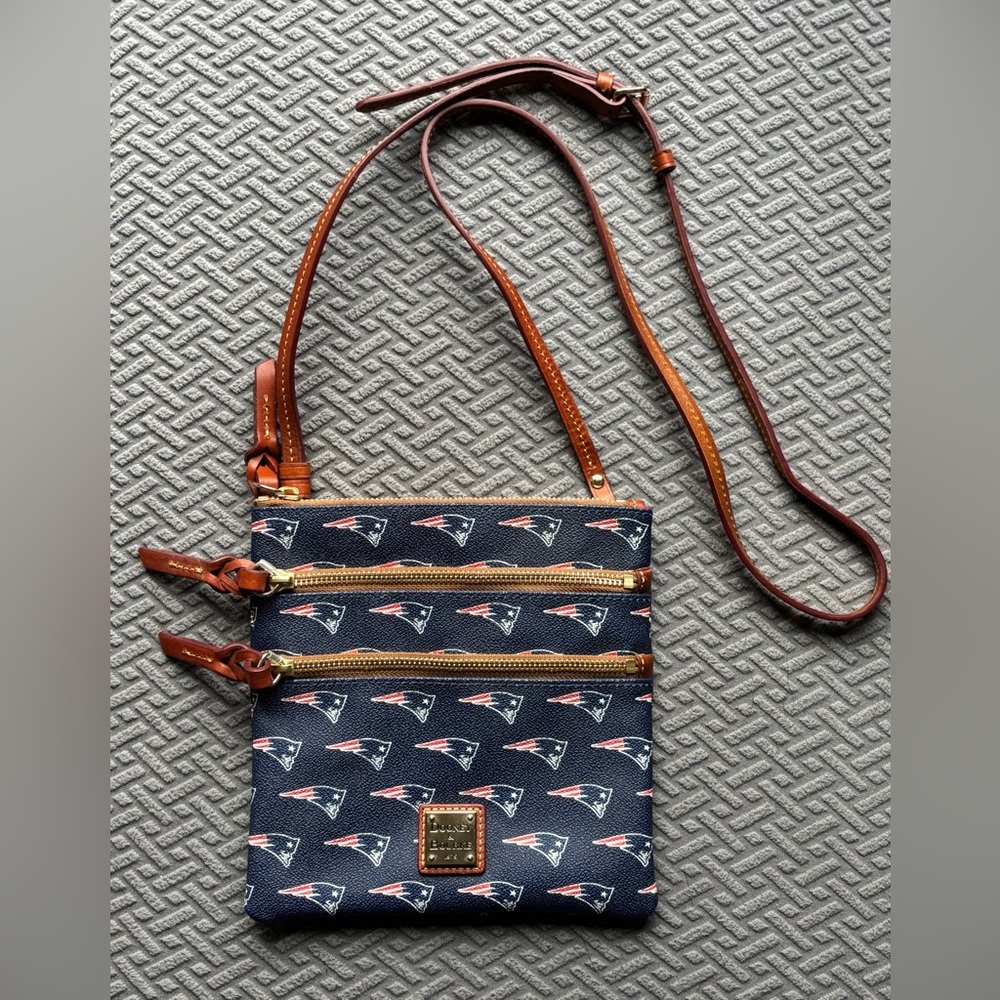 Dooney & Bourke New England Patriots Triple-Zip Crossbody Bag